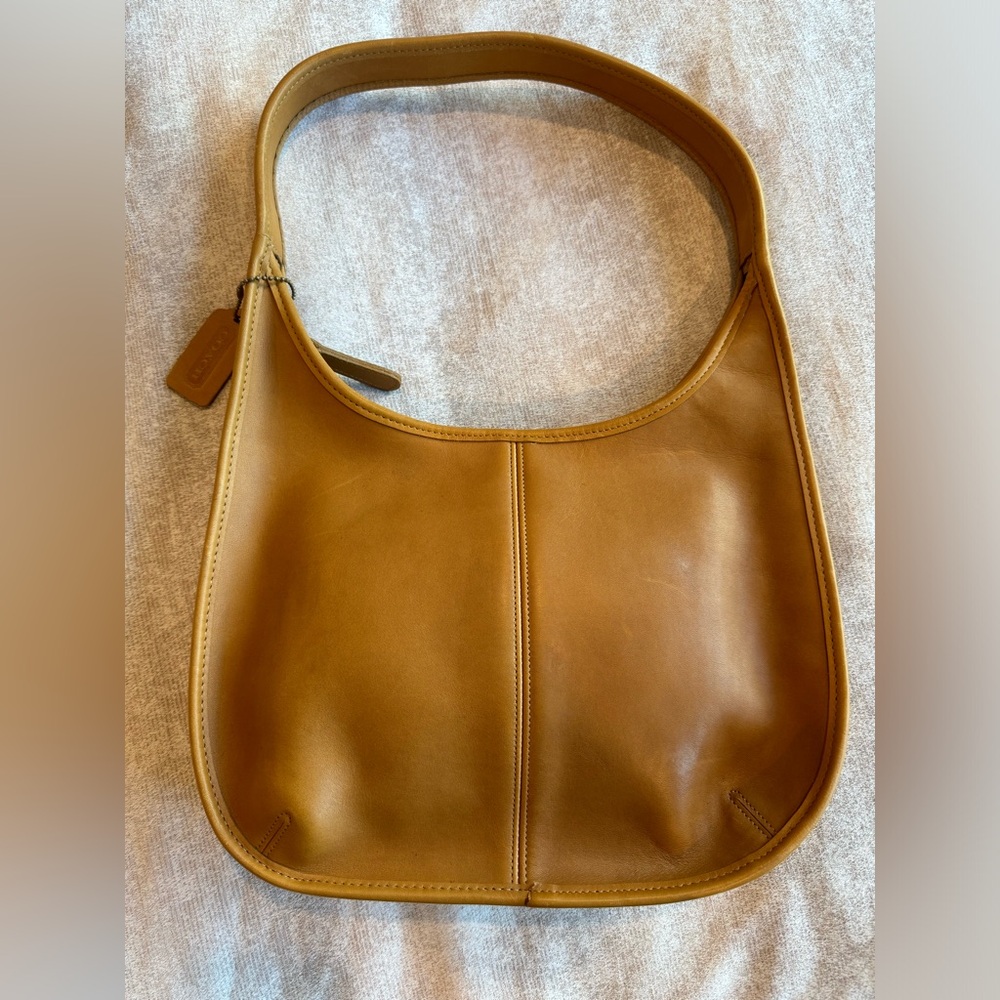Vintage Coach Ergo 9025 - Toffee
